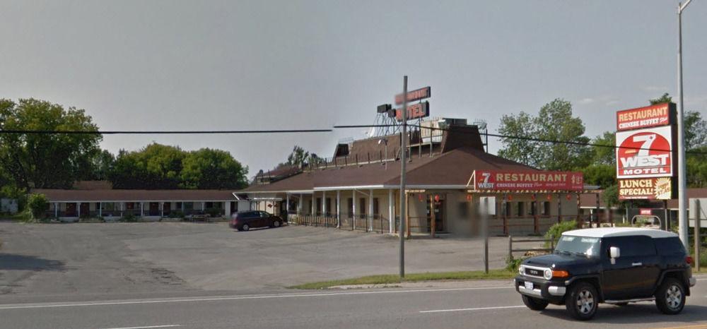 7 West Motel Carleton Place Esterno foto