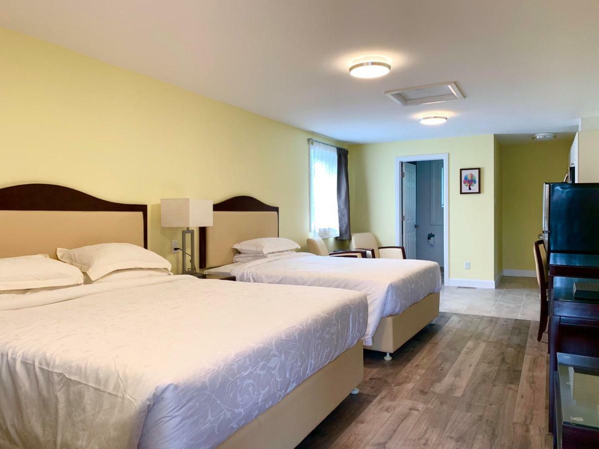 7 West Motel Carleton Place Esterno foto